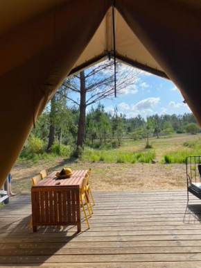 Camping la Kahute - Tente lodge au coeur de la forêt
